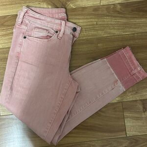 Universal Thread Jeans